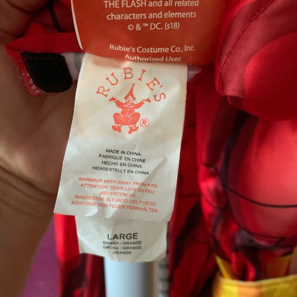 flash costume - Picture 6 of 6